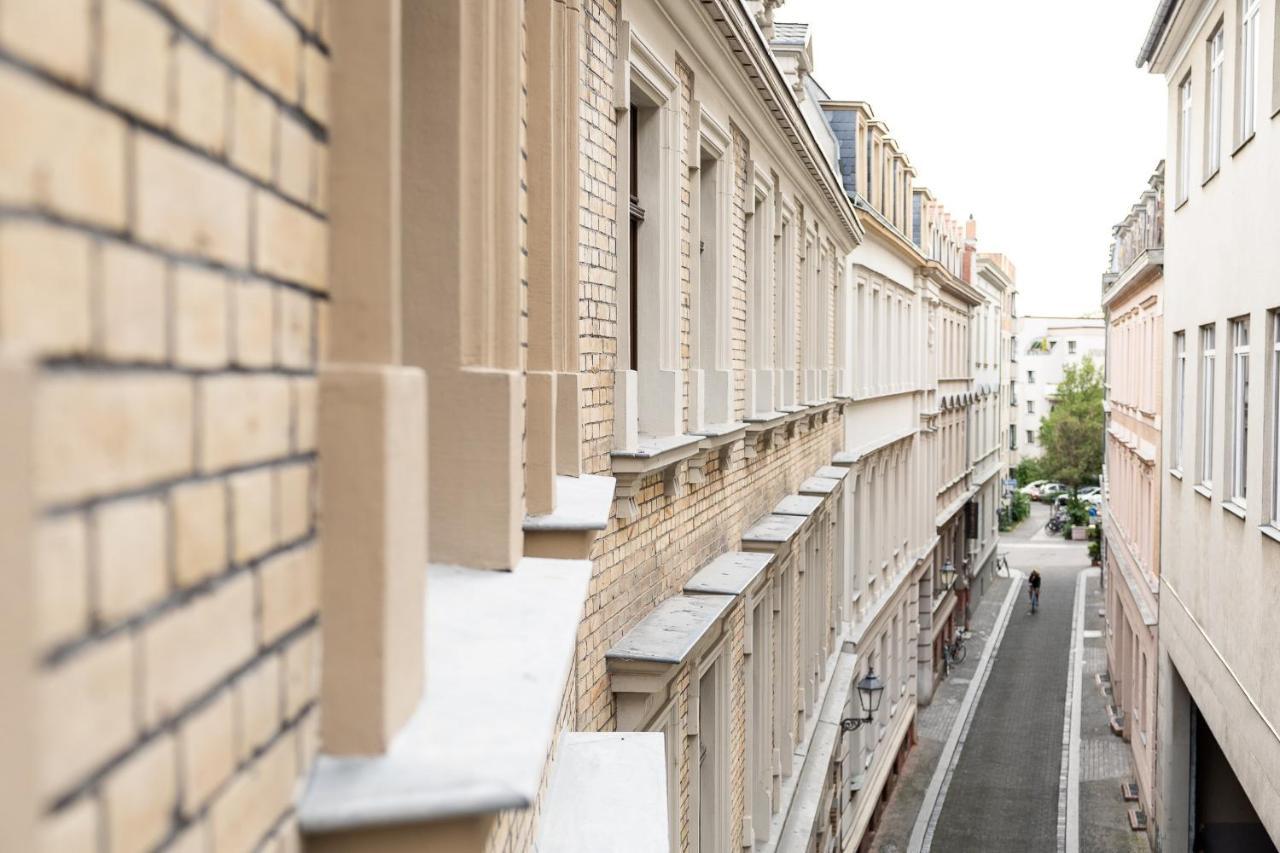 Apartments Am Neuen Theater - Altstadt - Zentral - Kueche - Wifi - Powered By Ko-Living ハレ エクステリア 写真