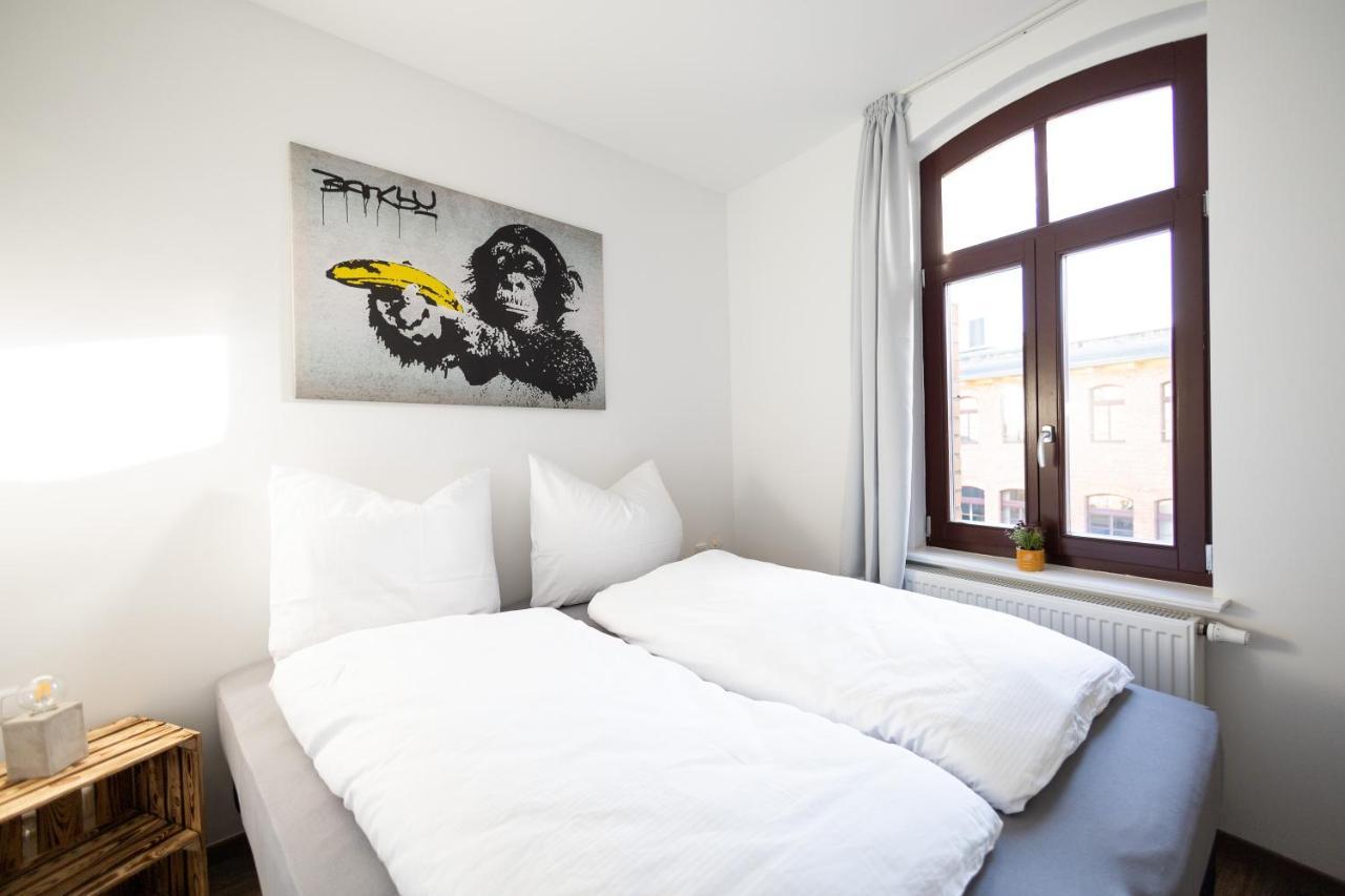 Apartments Am Neuen Theater - Altstadt - Zentral - Kueche - Wifi - Powered By Ko-Living ハレ エクステリア 写真