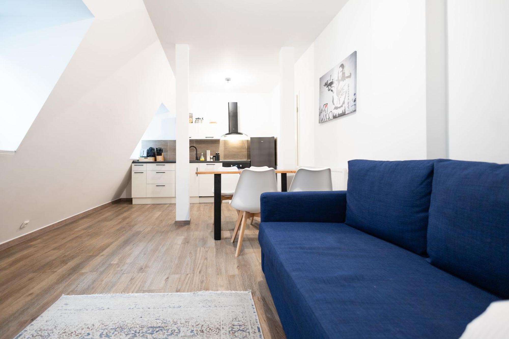 Apartments Am Neuen Theater - Altstadt - Zentral - Kueche - Wifi - Powered By Ko-Living ハレ エクステリア 写真