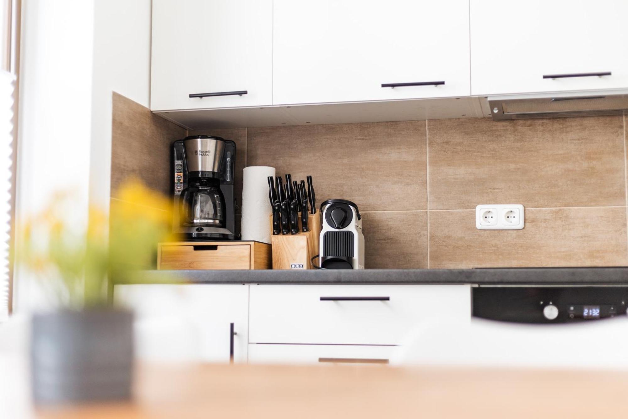 Apartments Am Neuen Theater - Altstadt - Zentral - Kueche - Wifi - Powered By Ko-Living ハレ エクステリア 写真